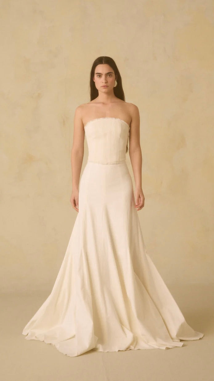 Mio Top & Esparta Skirt