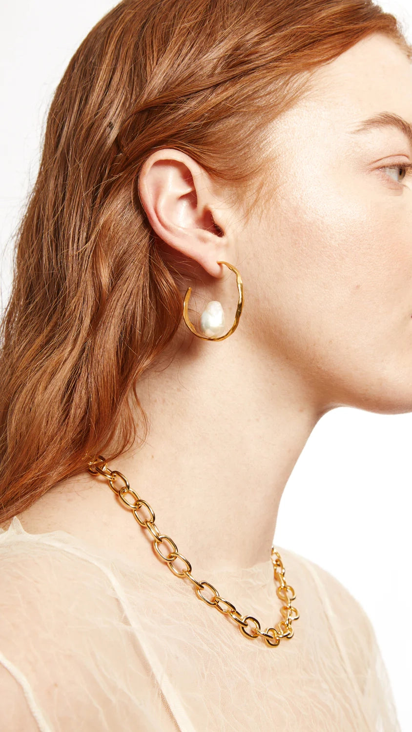 Chan luu gold-plated discount pearl hoop earrings