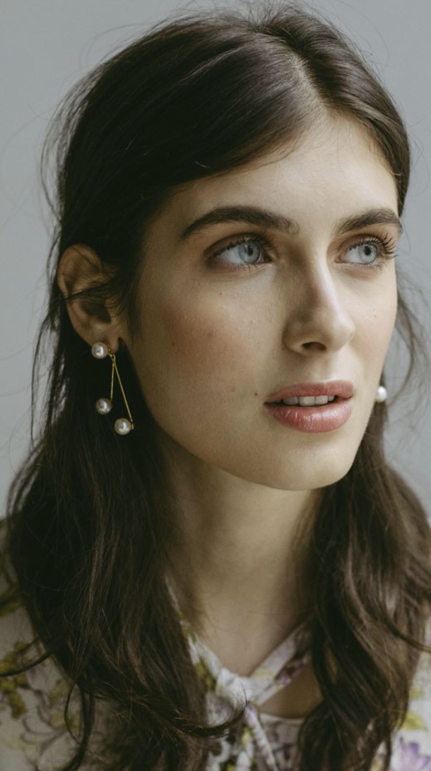 Pearlina Earrings